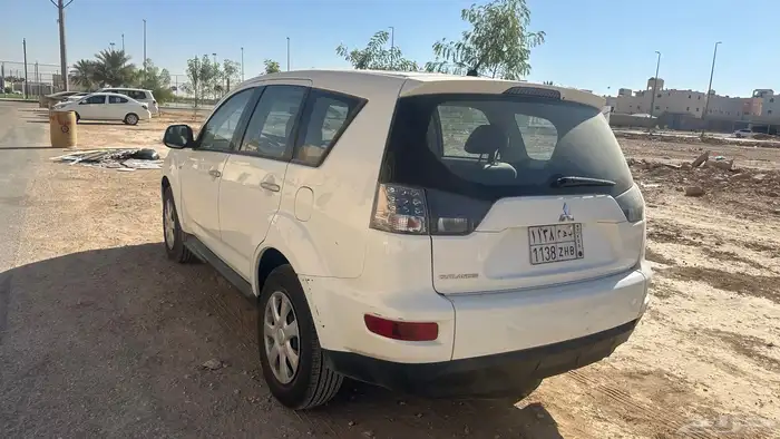 اوتلاندر ميتسوبيشي 2013 5