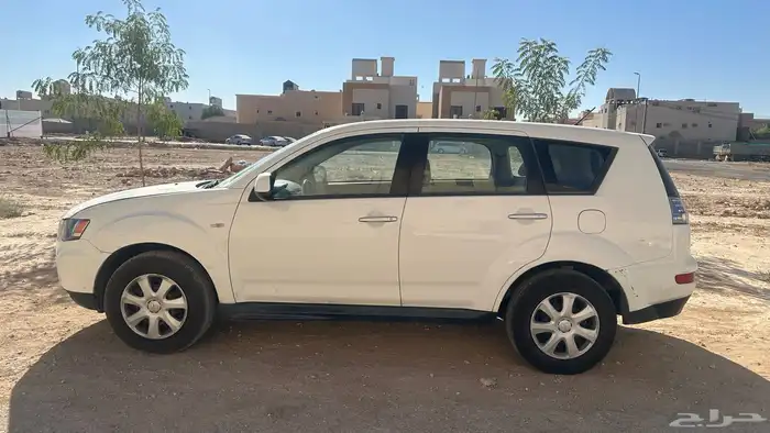 اوتلاندر ميتسوبيشي 2013 6