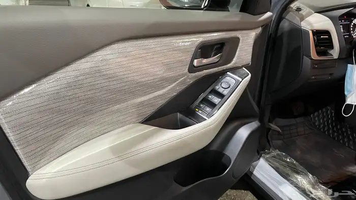 نيسان اكس تريل 2025 بحالة الوكالة 8