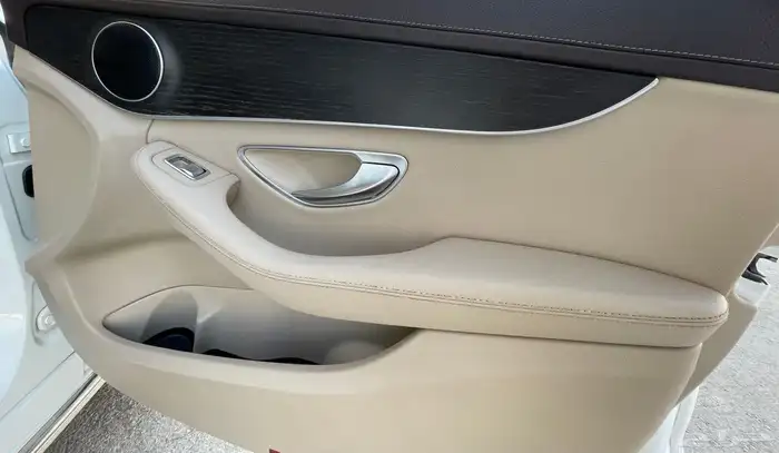 مرسيدس-2019-C200-جفالي- بنزين- قمه النظآفه 21