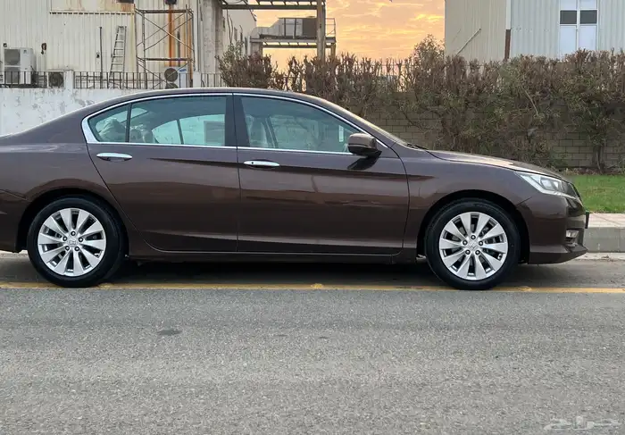 هوندا اكورد 2014 فل كامل لون مميز 26