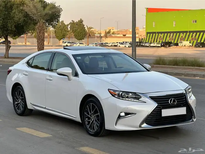 لكزس ES350 2016 قمة بالنظافة 1