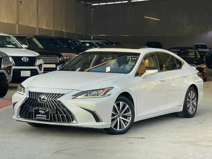 لكزس ES300H 2020 ممشى 70 الف 1