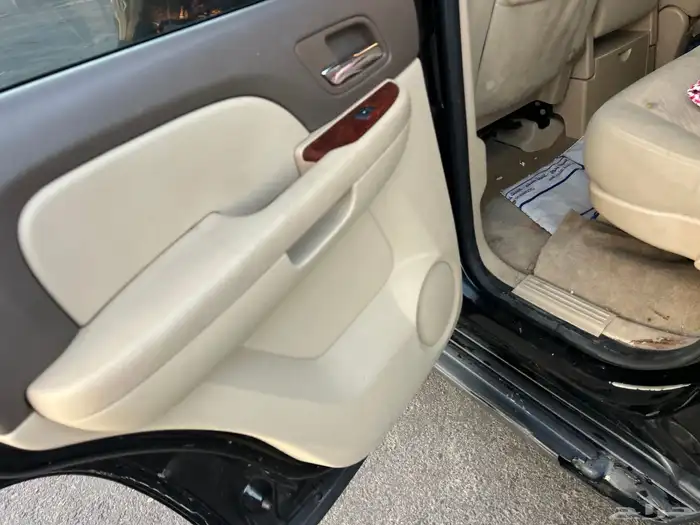 للبيع يوكن 2012 17