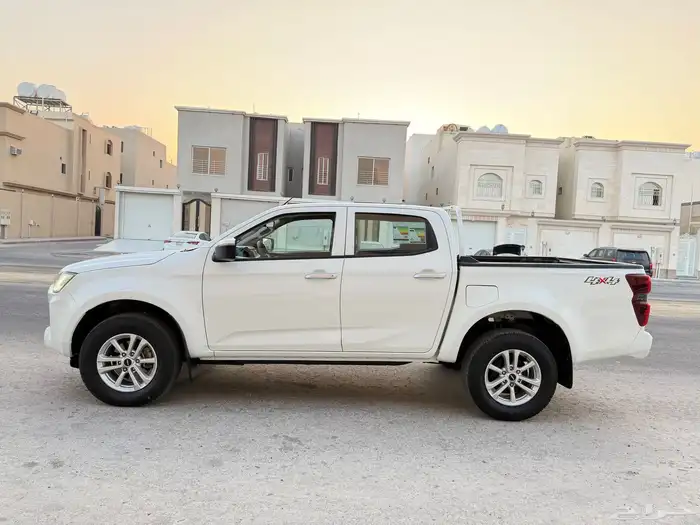 ايسوزو ديماكس 2022 تماتيك .. 1