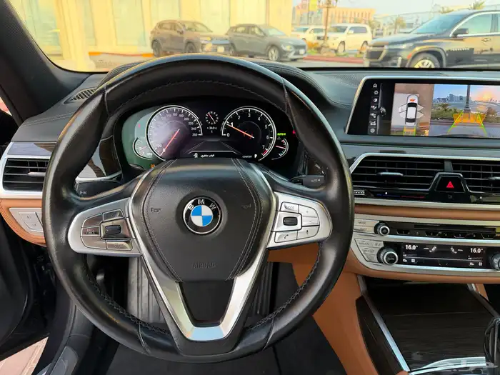 بي ام دبيلو 730Li موديل2017 بحالة الوكالة. 45