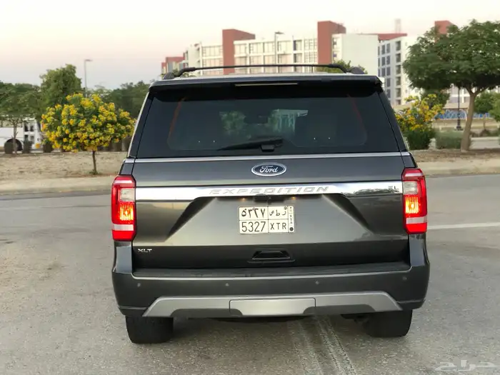 اكسبيدشن 2021 دبل 4X4 عداد 127 الف فل بدي وكالةXLT 5