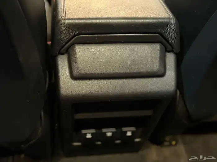 لاند روفر ديسكفوري 2015 (( بحالة ممتازة )) 19