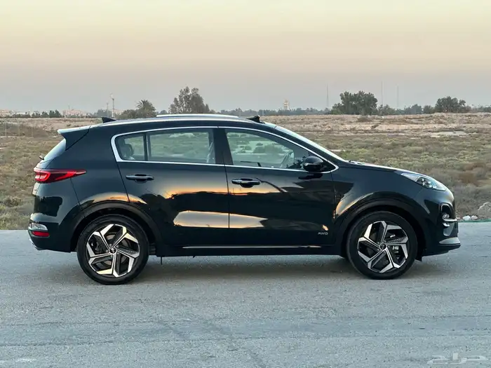 كيا سبورتاج فل كامل بنزين جي تي لاين GT Line 2022 10