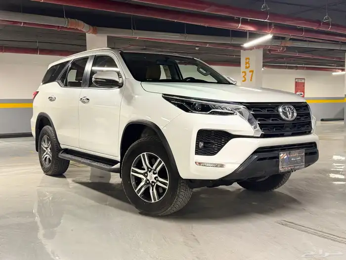 تويوتا فورتشنرموديل 2023 2