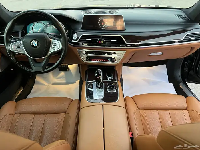 بي ام دبليو 750 LI ممشى قليل 2016 شبه جديد 20