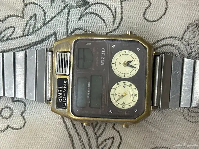 ساعة مميزه 1