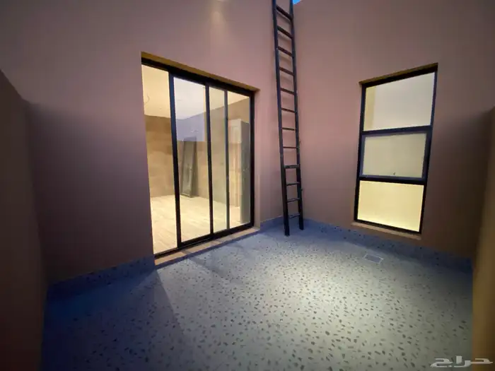 فيلا فاخرة ومميزة وذكية (جديدة للبيع) 14