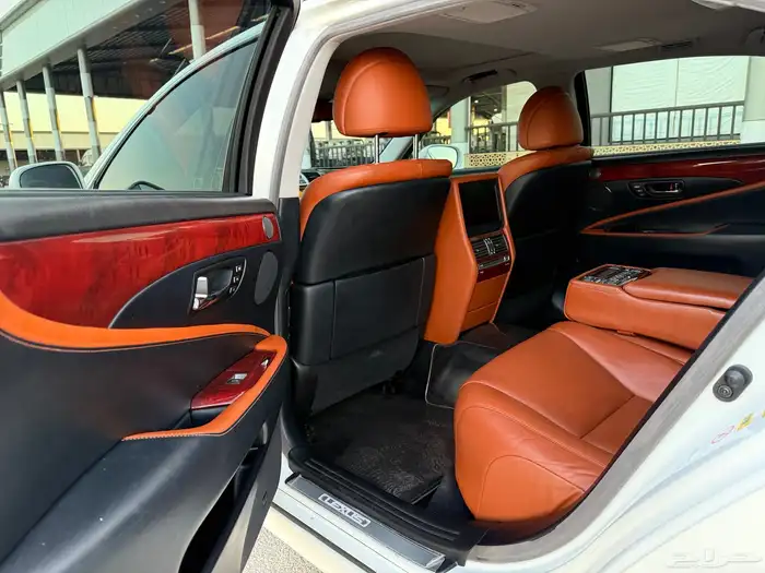 لكزس - 2011 - لارج - سعودي 8