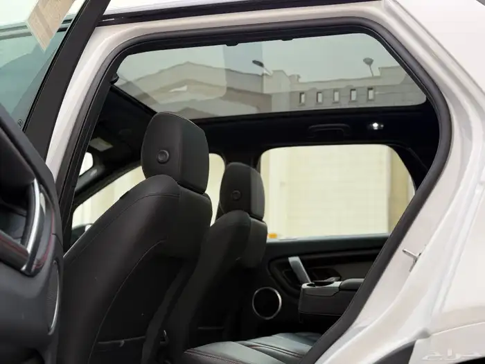 لاند روفر ديسكفري سبورت R Dynamic 2021 17