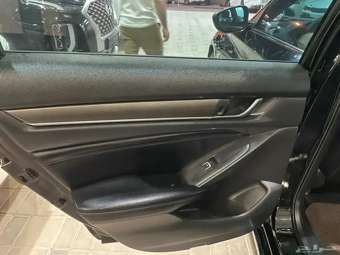 هوندا اكورد 2021 ستاندر ( بنزين )1.5T 28