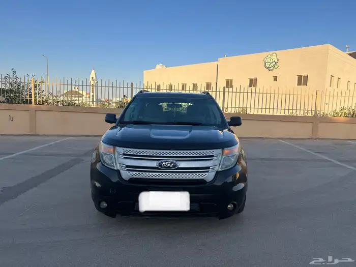 فورد اكسبلورر 2013 للبيع ممشى قليل بالنسبة لموديلها 1