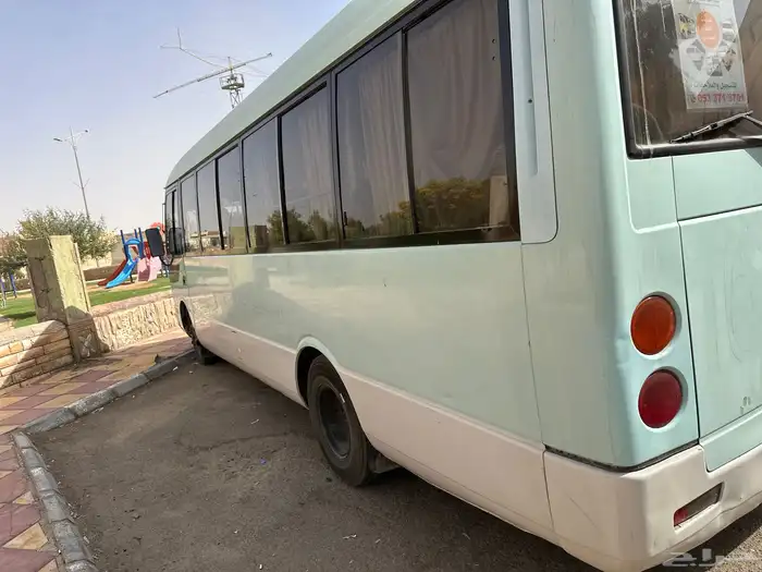 باص متسوبيشي 5