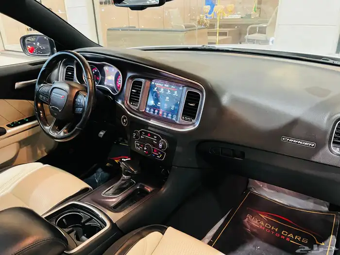 تشارجر رالي فل كامل نظيف جدا 10