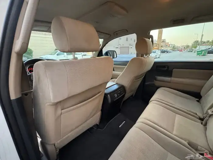 سكويا SR5 مالك واحد من الوكالة 20