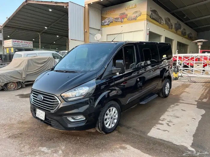 فان 9 ركاب تورينو فورد 2023 شبة جديد ديزل سعودي 0