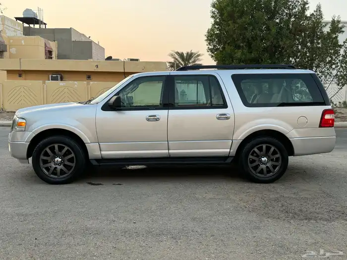 فورد اكسبديشن 2012 بحالة الوكاله 4