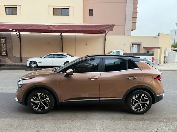 كيا سبورتاج 2023 شبه جديد 11