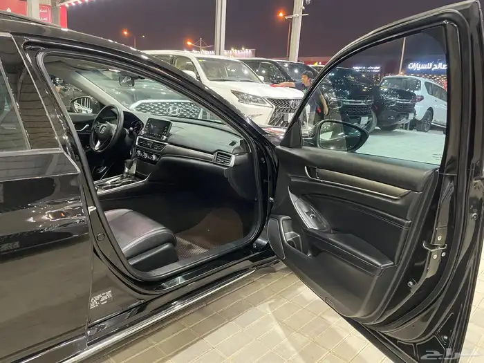 هوندا اكورد 2021 ستاندر ( بنزين )1.5T 10