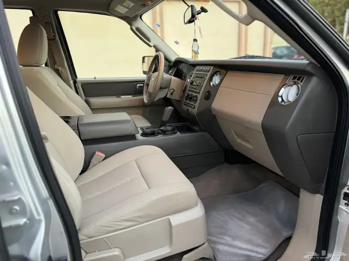 فورد اكسبديشن 2012 بحالة الوكاله 26