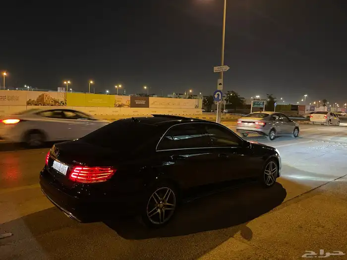 مرسدس E300 للبيع 0