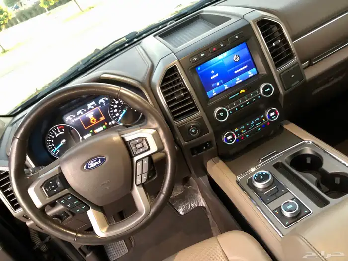 اكسبيدشن 2021 دبل 4X4 عداد 127 الف فل بدي وكالةXLT 30