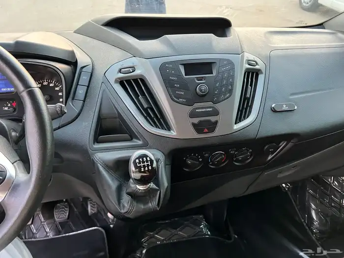 فان 9 ركاب تورينو فورد 2023 شبة جديد ديزل سعودي 13