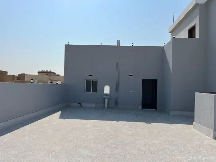 فيلا روف للبيع نظام شقق بحي المروة 0