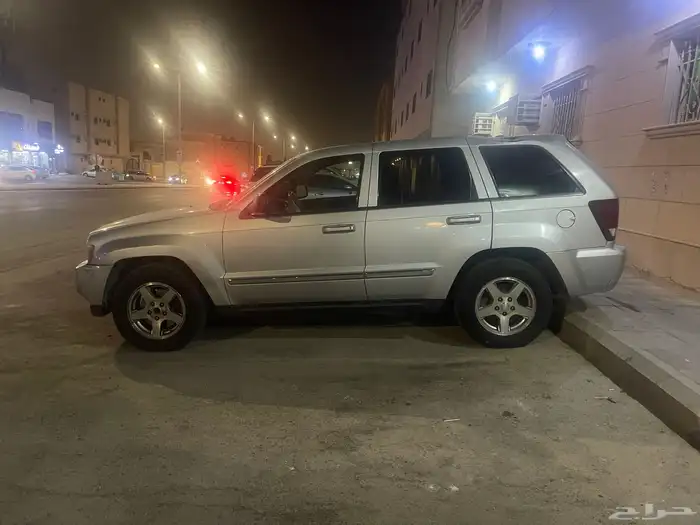 جيب جراند شيروكي 2005 بدون دبل 7