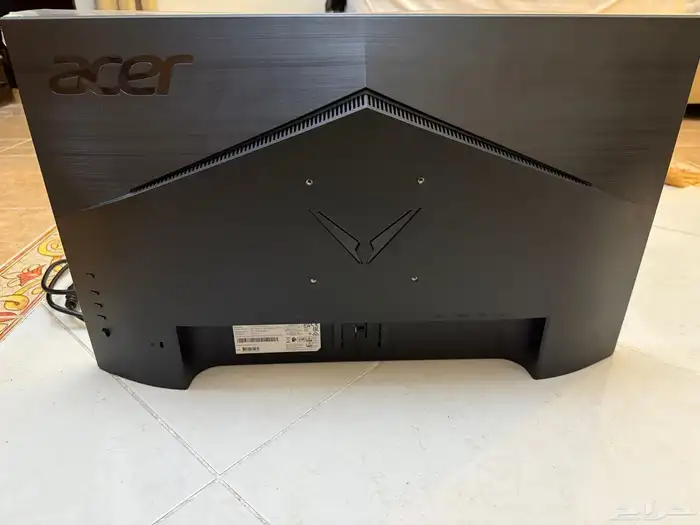 شاشة ايسر للبيع 2