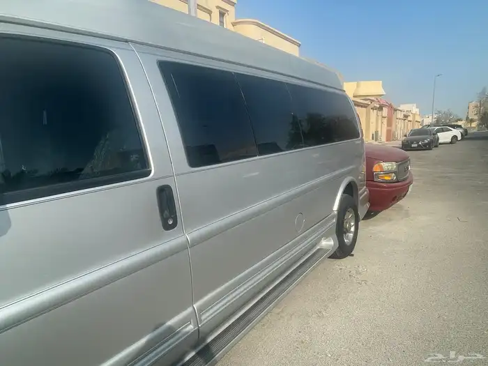 جمس سافانا 2011 4