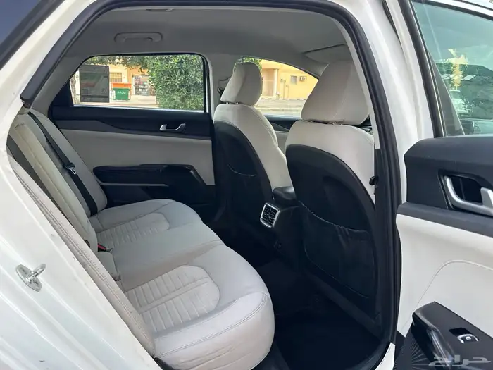 كيا كيا K5 - 2021 15