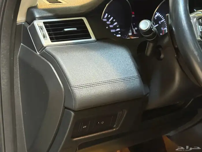 لاند روفر ديسكفوري 2015 (( بحالة ممتازة )) 7