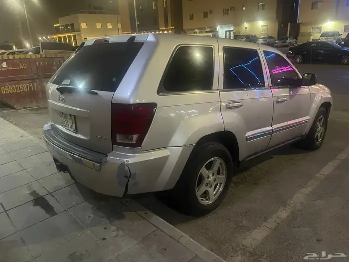 جيب جراند شيروكي 2005 بدون دبل 3