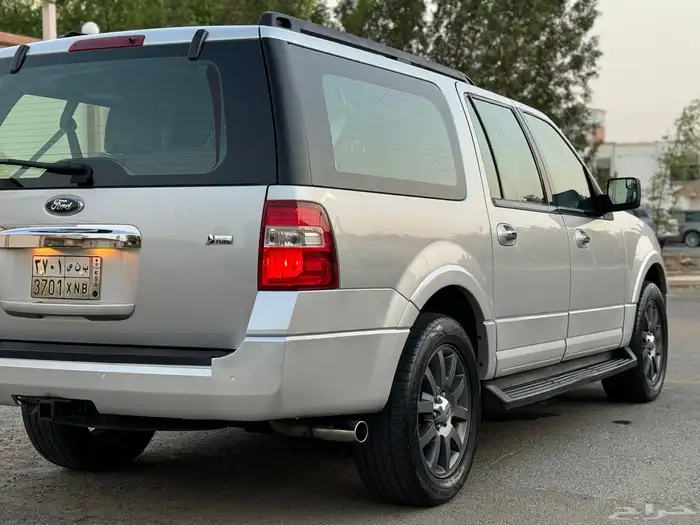 فورد اكسبديشن 2012 بحالة الوكاله 10