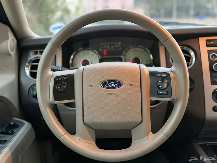 فورد اكسبديشن 2012 بحالة الوكاله 22