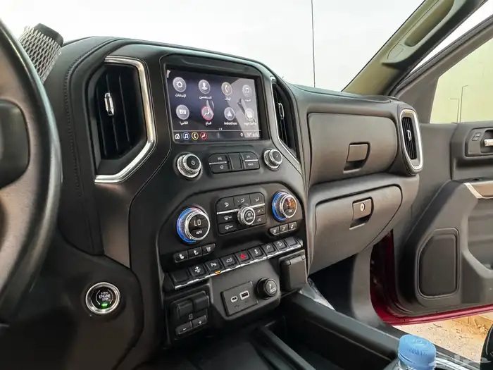 للبيع سييرا AT4 2019 26