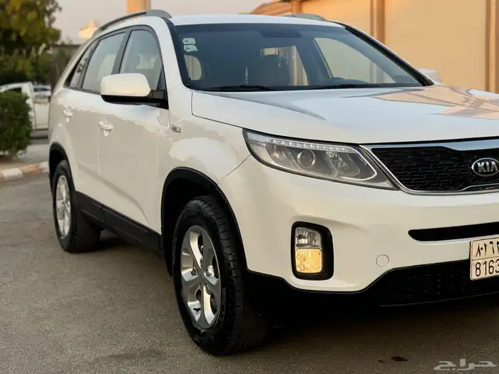 كيا سورينتو قمة النظافة بحالة ممتازة 27