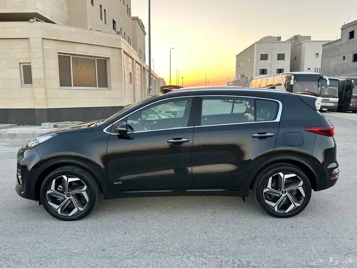 كيا سبورتاج فل كامل بنزين جي تي لاين GT Line 2022 9