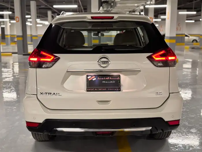 نيسان اكس تريل موديل 2022 دبل 9