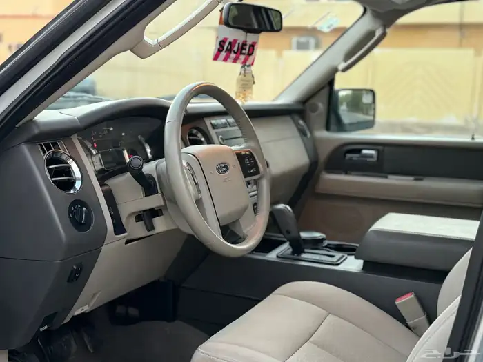 فورد اكسبديشن 2012 بحالة الوكاله 16