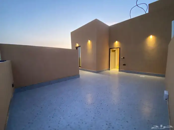 فيلا فاخرة ومميزة وذكية (جديدة للبيع) 13