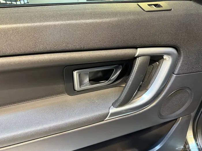 لاند روفر ديسكفوري 2015 (( بحالة ممتازة )) 18