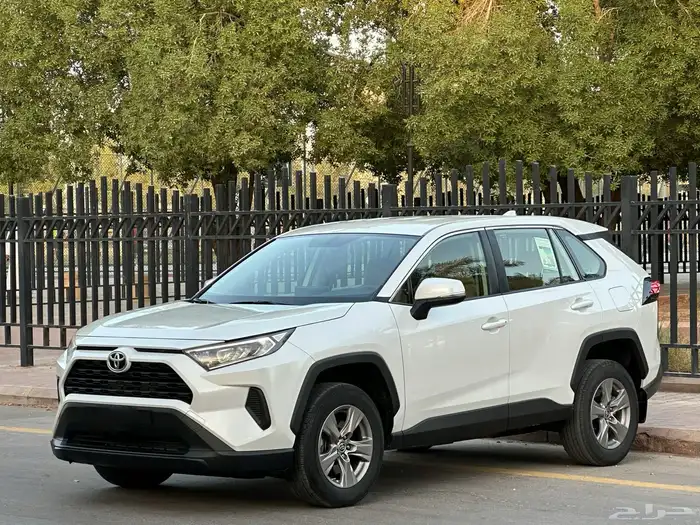 تويوتا راف فور موديل 2023 سعودي ستاندر دبل بنزين 1