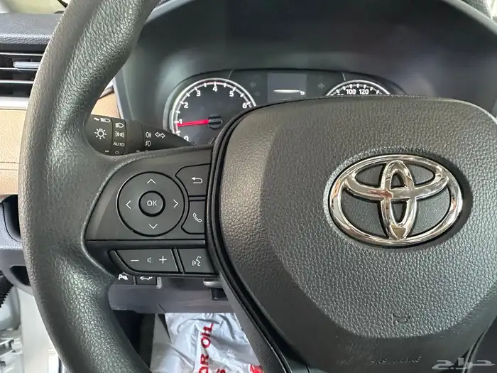 راف فور XLE 2.0 فتحه بصمه دبل موديل 2025 17